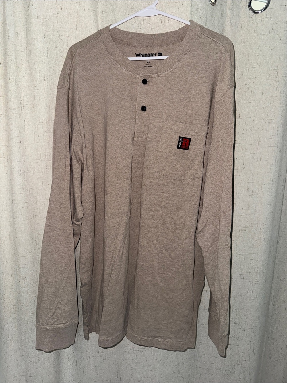 Wrangler Men's Long-Sleeve Henley Shirt - Taupe